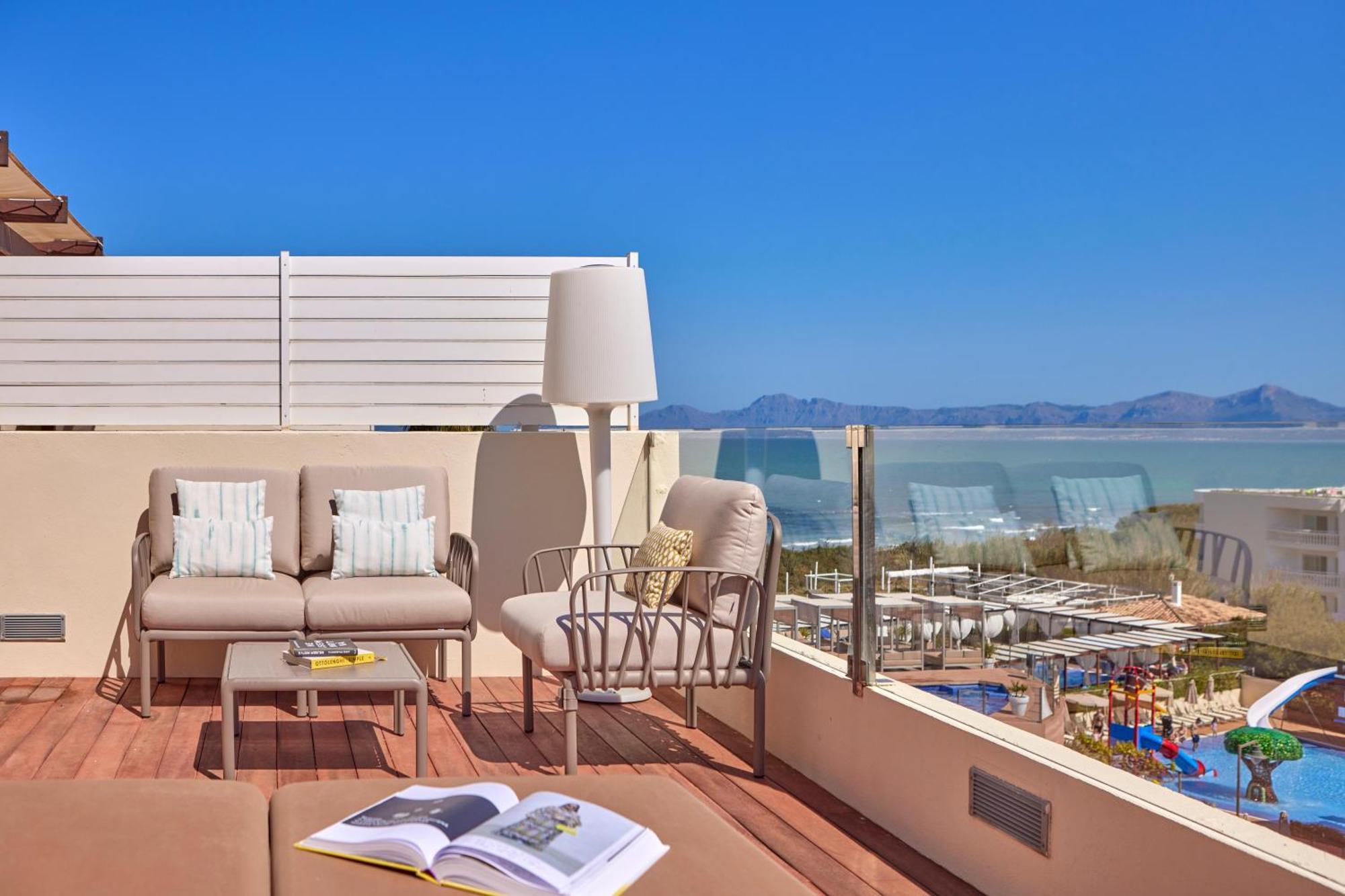 Apartahotel Zafiro Bahia 4*